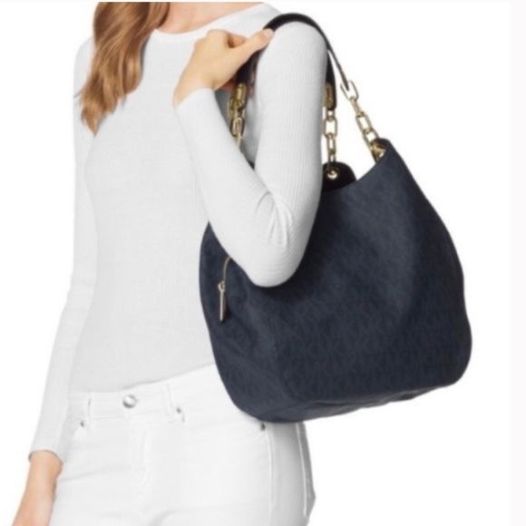 Michael Kors Women’s Fulton Large Tote Black NWT 13 1/4”W x 9 1/2”H x 3 1/2”D - Picture 4 of 7